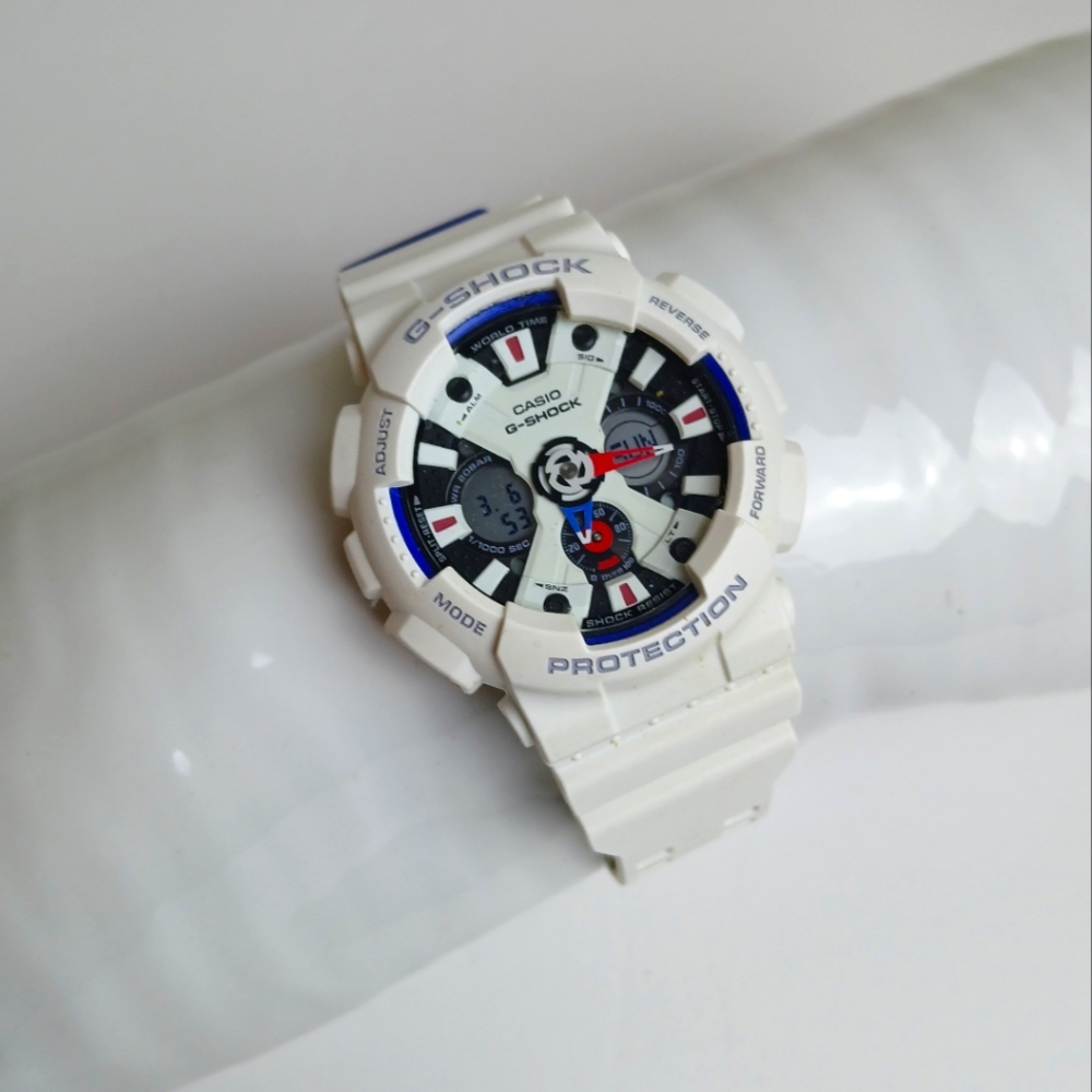 CASIO G-Shock‎ Analog-Digital 'White' USED